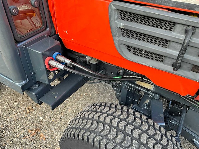 Kubota b2100 hydrostatische 4wd minitractor t-54-bvs - afbeelding 6 van  30