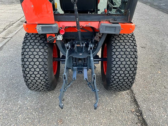 Kubota b2100 hydrostatische 4wd minitractor t-54-bvs - afbeelding 7 van  30