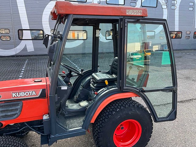 Kubota b2100 hydrostatische 4wd minitractor t-54-bvs - afbeelding 23 van  30