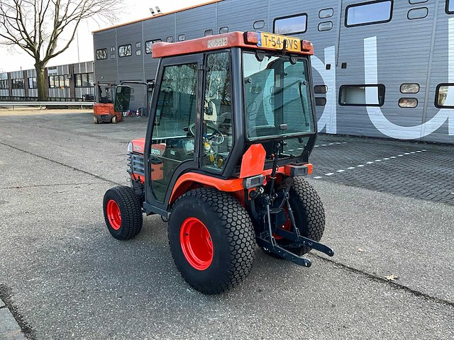 Kubota b2100 hydrostatische 4wd minitractor t-54-bvs - afbeelding 16 van  30