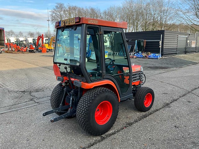 Kubota b2100 hydrostatische 4wd minitractor t-54-bvs - afbeelding 18 van  30