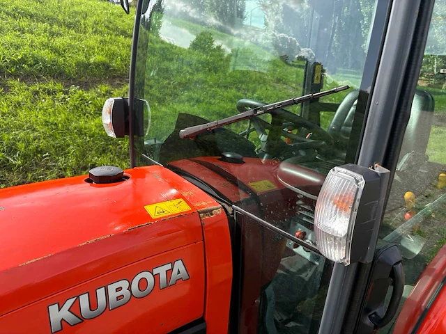 Kubota b2350 minitractor - afbeelding 14 van  40