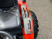 Kubota b2400hd hydrostatische 4wd minitractor met frontschuif - afbeelding 15 van  28