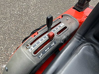 Kubota b2400hd hydrostatische 4wd minitractor met frontschuif - afbeelding 16 van  28