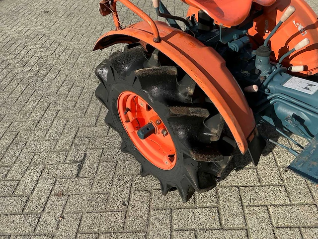 Kubota b5000 ( 4wd ) minitractor - afbeelding 4 van  15