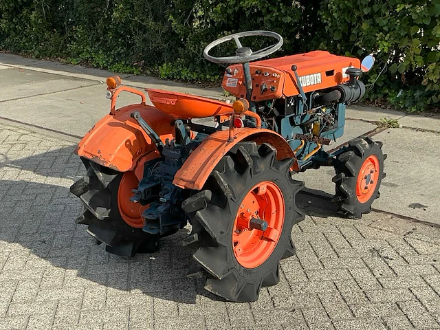 Kubota b5000 ( 4wd ) minitractor - afbeelding 9 van  15