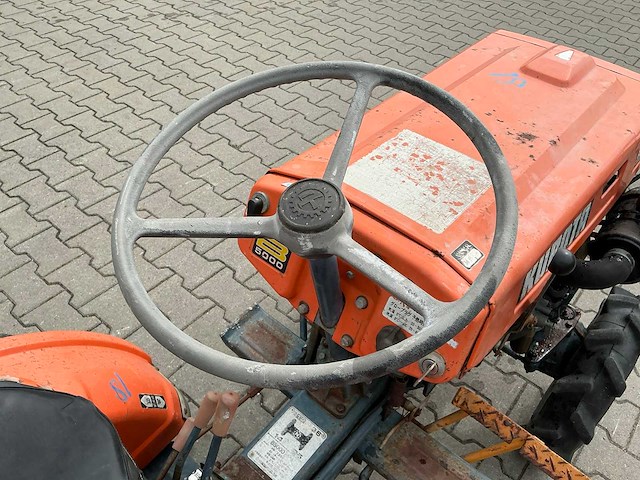 Kubota b5000 4x4 minitractor - afbeelding 2 van  19