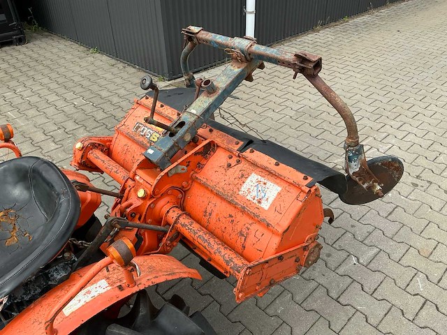 Kubota b5000 4x4 minitractor - afbeelding 10 van  19