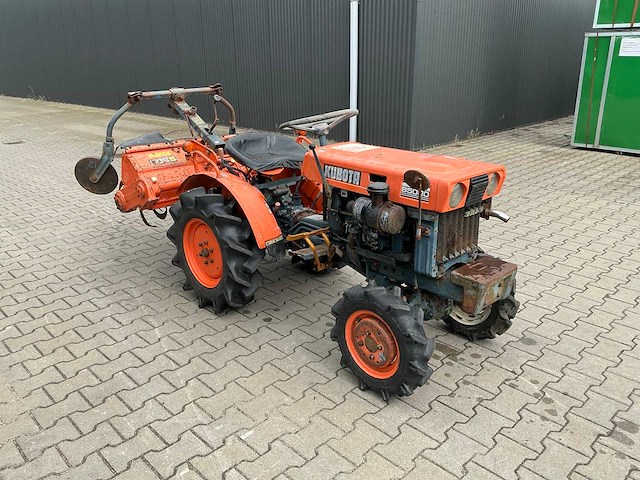 Kubota b5000 4x4 minitractor - afbeelding 12 van  19