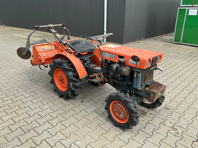 Kubota b5000 4x4 minitractor - afbeelding 18 van  19