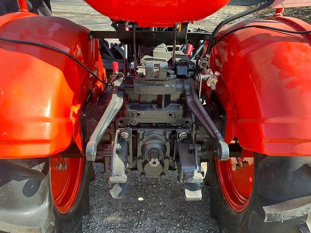 Kubota b5000 minitractor - afbeelding 11 van  17