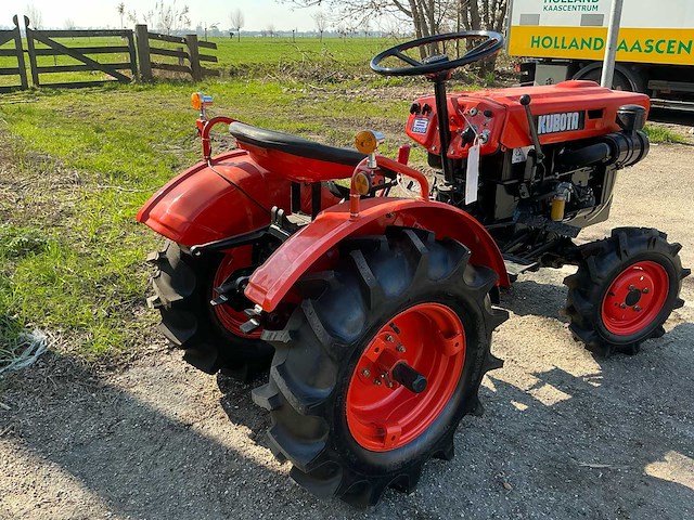 Kubota b5000 minitractor - afbeelding 7 van  17