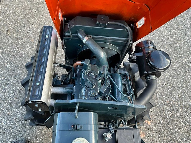 Kubota b7000 4wd minitractor - afbeelding 8 van  23