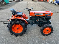 Kubota b7000 4wd minitractor - afbeelding 20 van  23