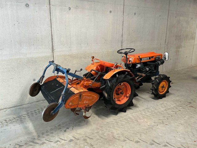 Kubota b7000 minitractor - afbeelding 5 van  15
