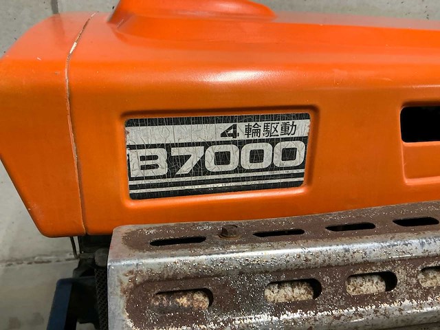 Kubota b7000 minitractor - afbeelding 12 van  15