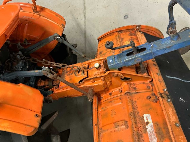 Kubota b7000 minitractor - afbeelding 2 van  15