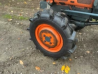 Kubota b7001 4wd compacttractor – 14 pk – 3-cilinder diesel - afbeelding 4 van  23