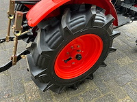 Kubota b7001 4wd minitractor - afbeelding 4 van  17
