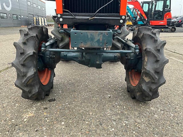 Kubota b7001 4wd minitractor - afbeelding 5 van  20