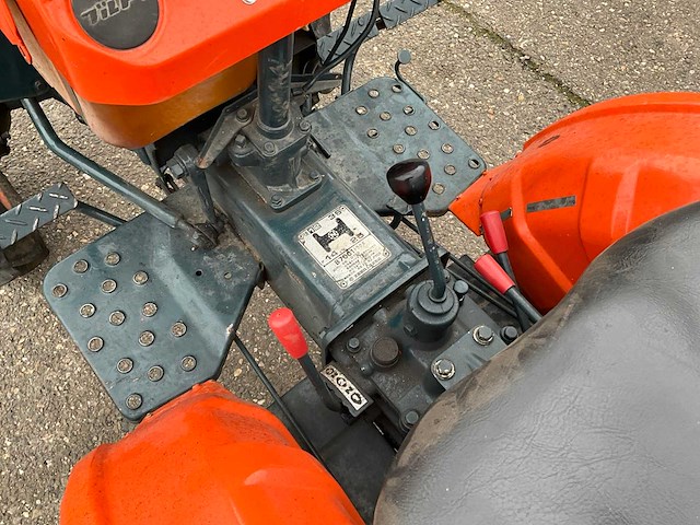 Kubota b7001 4wd minitractor - afbeelding 8 van  20