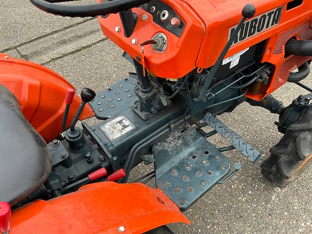 Kubota b7001 4wd minitractor - afbeelding 9 van  20