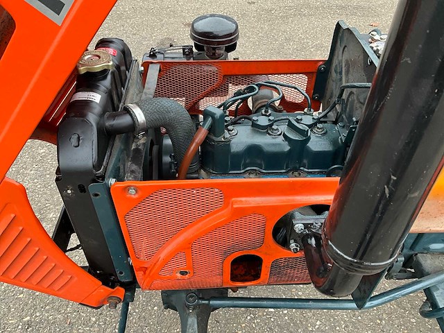 Kubota b7001 4wd minitractor - afbeelding 11 van  20