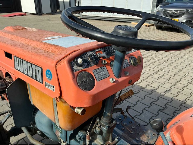 Kubota b7001 4x4 minitractor - afbeelding 5 van  14