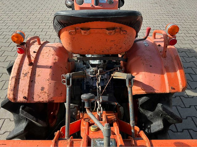 Kubota b7001 4x4 minitractor - afbeelding 14 van  14