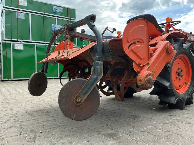 Kubota b7001 4x4 minitractor - afbeelding 3 van  25