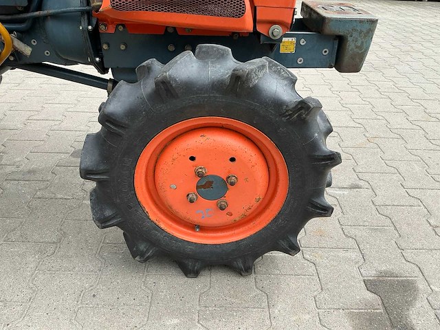 Kubota b7001 4x4 minitractor - afbeelding 5 van  25