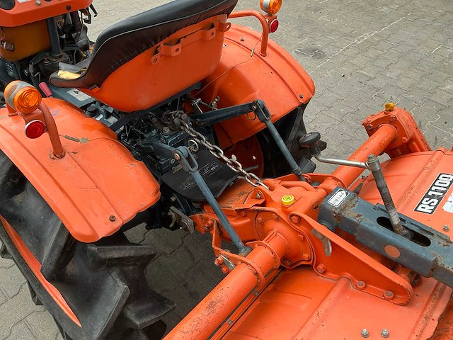 Kubota b7001 4x4 minitractor - afbeelding 25 van  25
