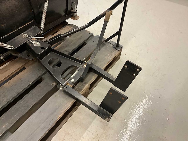 Kubota b7001 minitractor sneeuwschuif - afbeelding 6 van  8