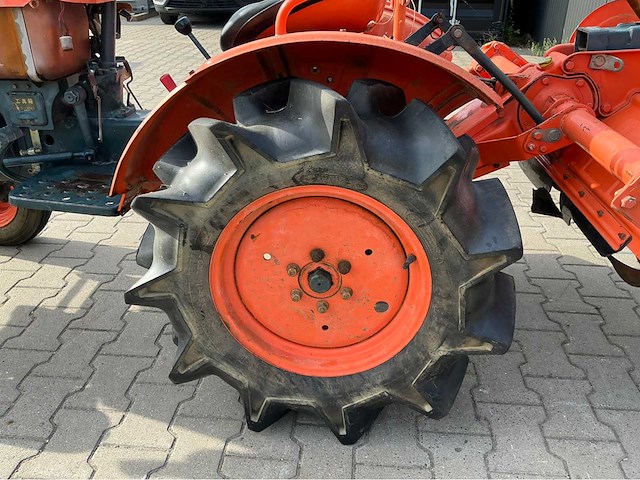 Kubota b7001 minitractor - afbeelding 7 van  20