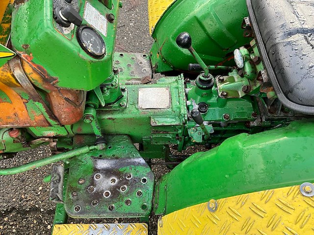 Kubota b7100 4wd minitractor - afbeelding 8 van  21