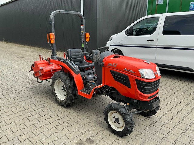 Kubota bullstar jb11 4x4 minitractor - afbeelding 12 van  21