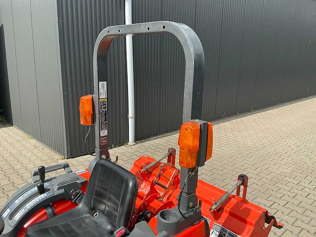Kubota bullstar jb11 4x4 minitractor - afbeelding 11 van  15