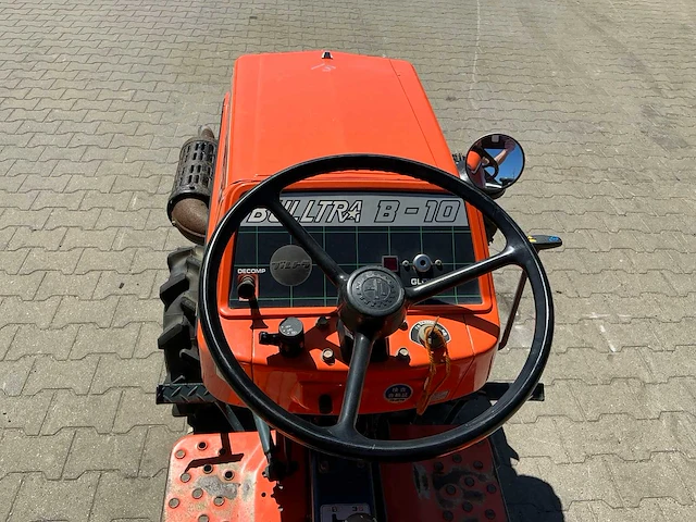 Kubota bulltra b-10 4x4 minitractor - afbeelding 9 van  20