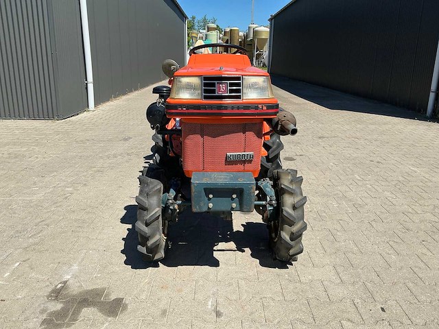Kubota bulltra b-10 4x4 minitractor - afbeelding 8 van  8