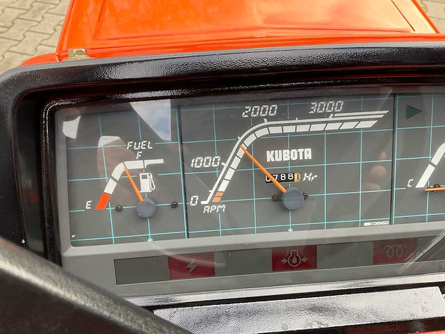 Kubota bulltra b1-14dt minitractor - afbeelding 10 van  23