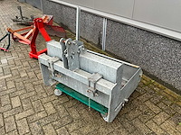 Kubota bulltra b1-15d vierwielaangedreven landbouwtractor - afbeelding 6 van  16