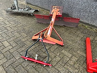 Kubota bulltra b1-15d vierwielaangedreven landbouwtractor - afbeelding 8 van  16