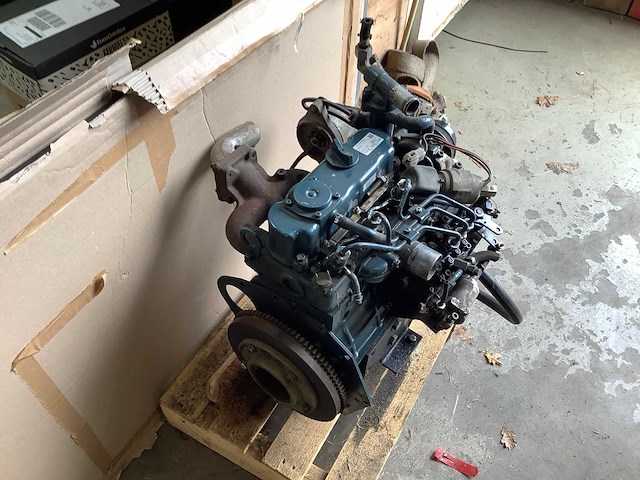Kubota d722 dieselmotor - afbeelding 3 van  5