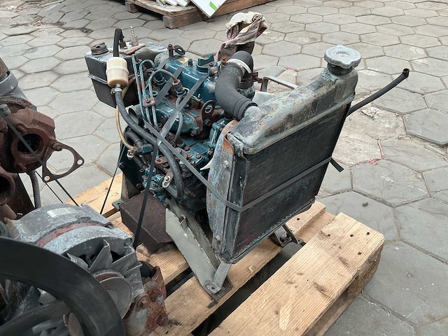Kubota dieselmotor - afbeelding 2 van  6