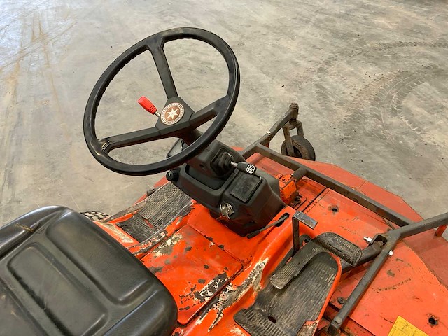 Kubota f3060 zitmaaier - afbeelding 2 van  10