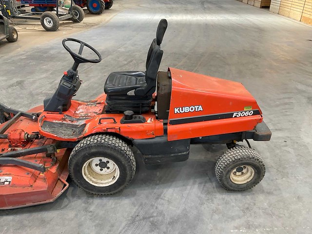 Kubota f3060 zitmaaier - afbeelding 5 van  10