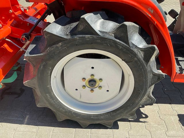 Kubota granbia-boy gb15 4x4 minitractor - afbeelding 7 van  30