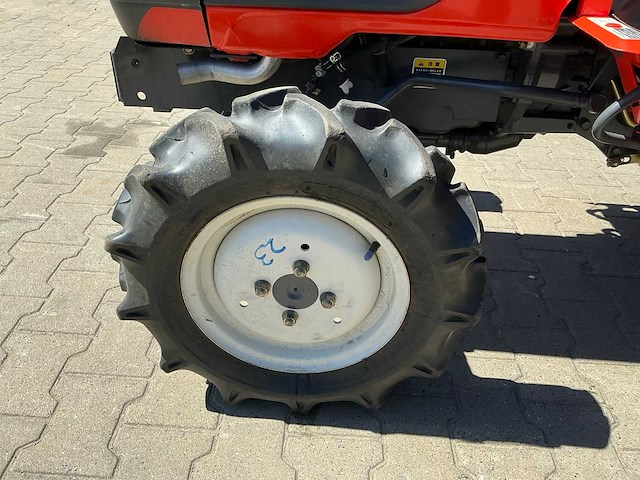 Kubota granbia-boy gb15 4x4 minitractor - afbeelding 10 van  30