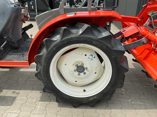 Kubota granbia gb20 glide shift 4x4 minitractor - afbeelding 5 van  29