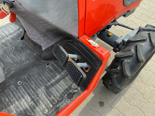 Kubota granbia gb20 glide shift 4x4 minitractor - afbeelding 16 van  29